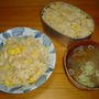 女は黙ってちくわチャーハン。