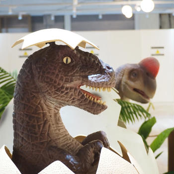 GWスタート！イオン相模原ショッピングセンターで、恐竜の卵フォトスポットで撮影してきた