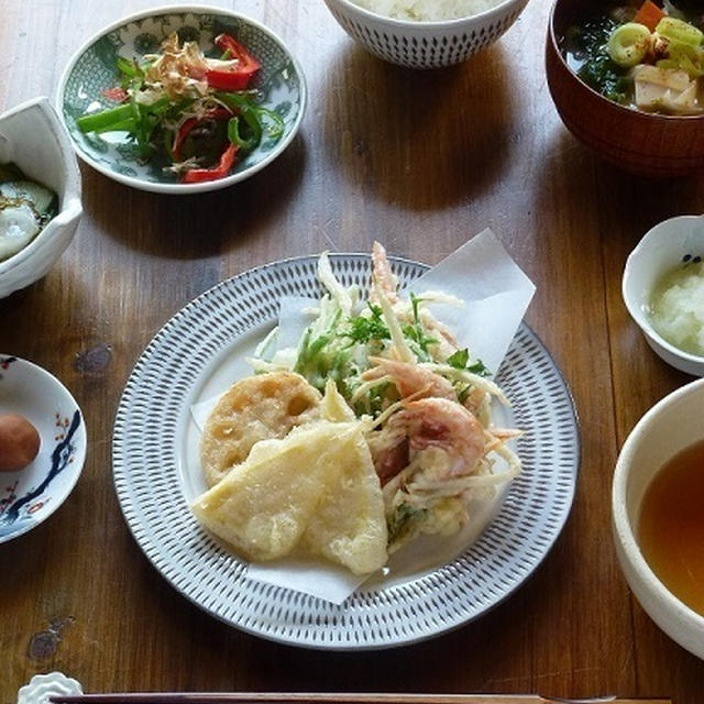 筍の天ぷら、春野菜と小海老のかき揚げ定食と、今日のおやつ♪