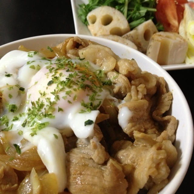 オイ玉丼と焼き野菜と生野菜