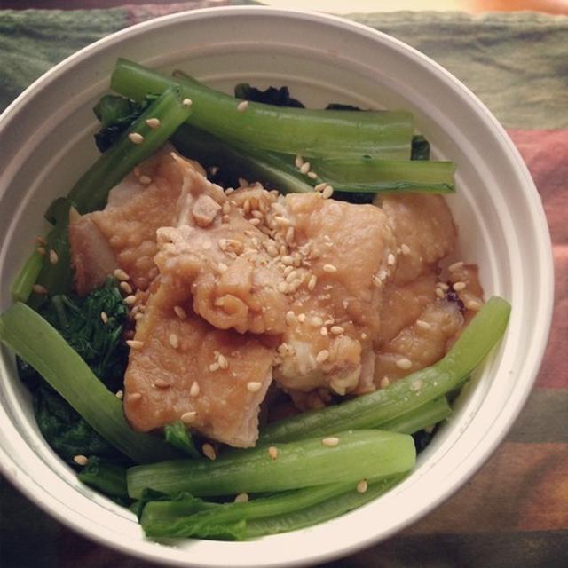 フードコンテナで鶏丼