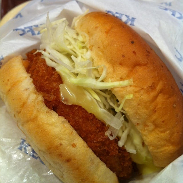 KFC ゴーダチーズの海老カツサンド