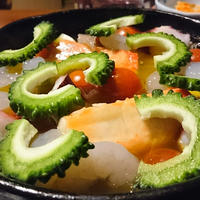 にがうりと魚介のアヒージョ♪ワインが進むんですよね～(#^^#)♪