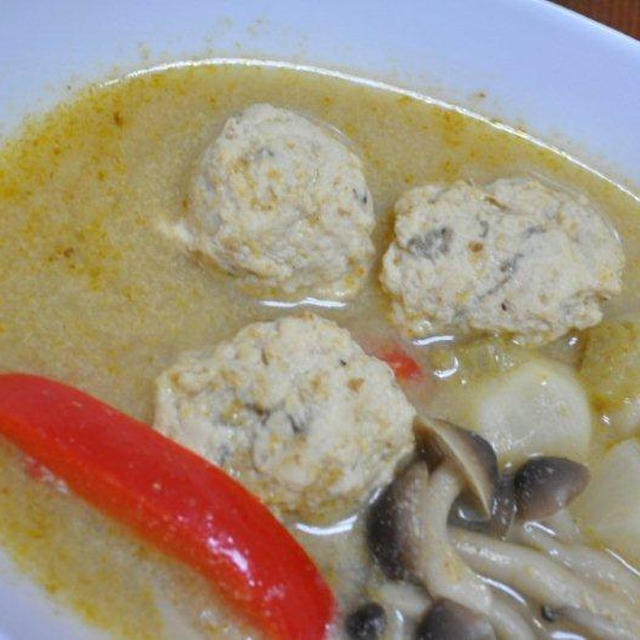 ●ふわふわ鶏だんご●イエローカレー●