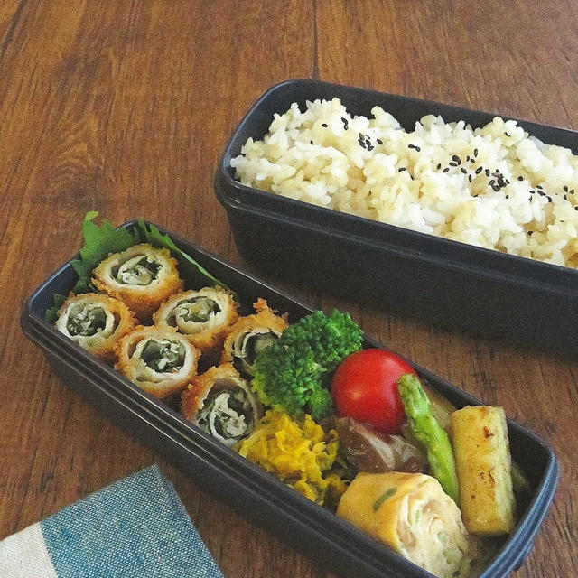 【#レシピ掲載 #クックパッドニュース】豚の青じそチーズ巻きフライ弁当♪