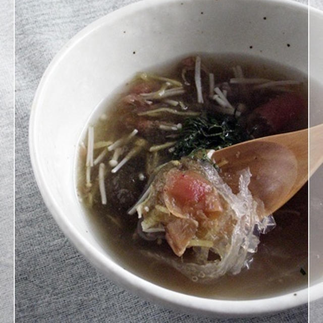 【マクロビ簡単レシピ】糸寒天と梅干の味付けいらずのスープ