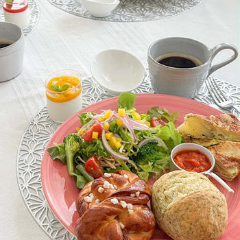 サイドメニューも楽しみなランチタイム