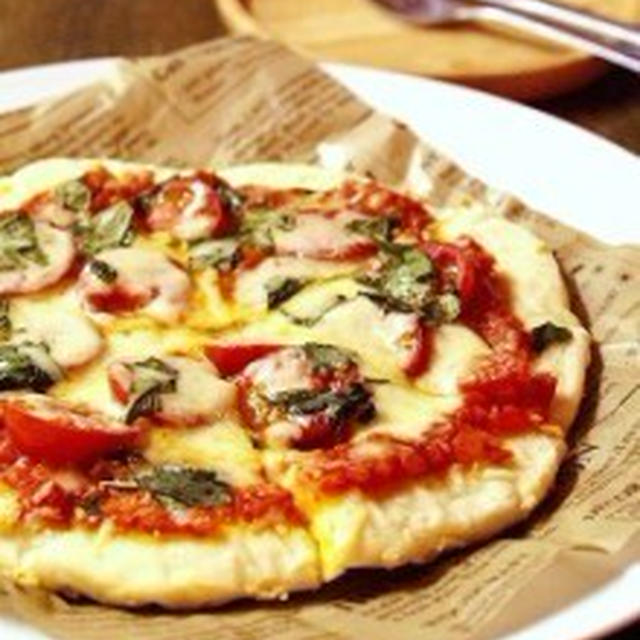 フライパンPIZZAマルゲリータ