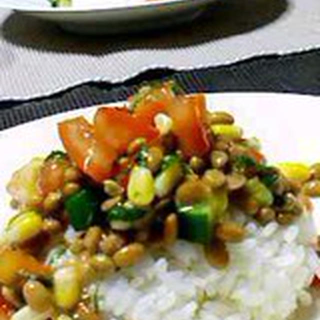 「女子力UPトマ納豆丼」