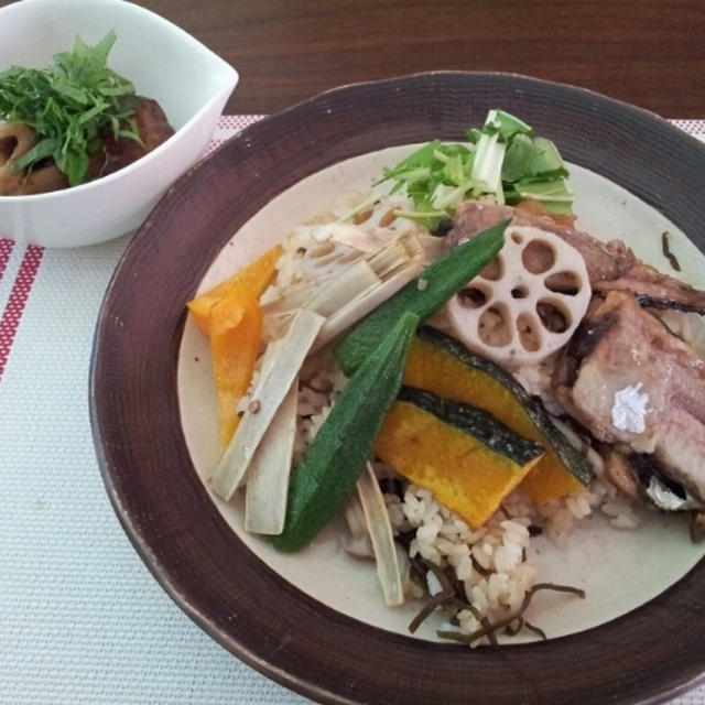 秋刀魚のパエリアと陳さん酢豚