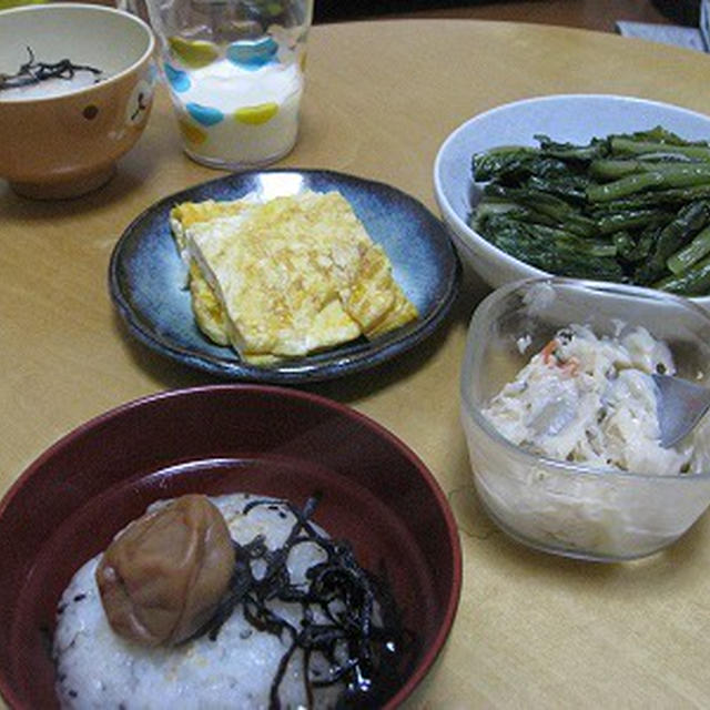 焼きおにぎり茶漬けで朝ごはんとりりーママのベビーマッサージ