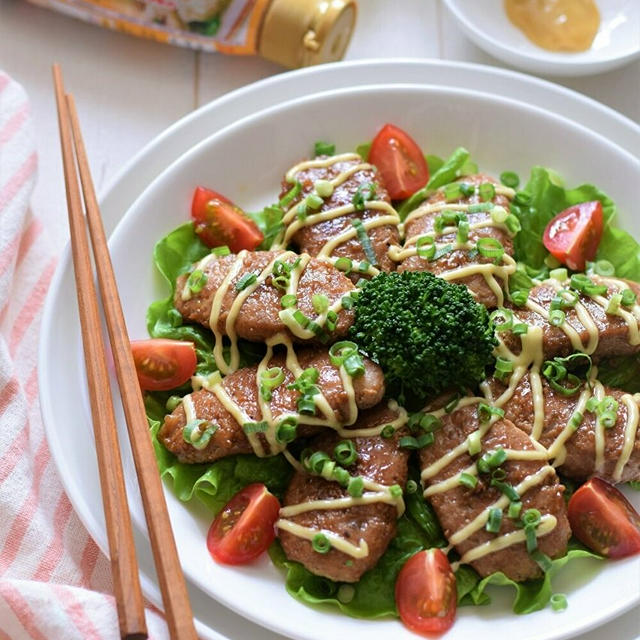 【スパイス大使】豚ひき肉の甘辛照り焼き♡からしマヨネーズが決め手です♪ハウス食品