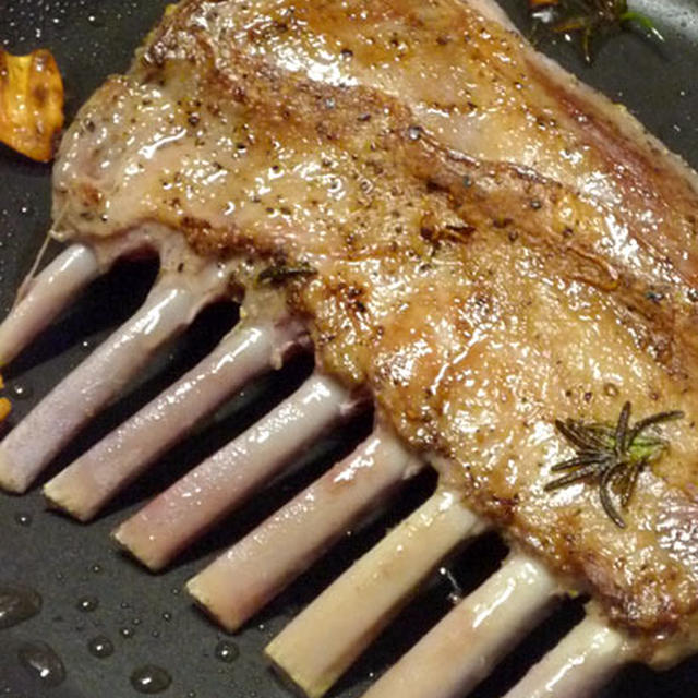 ラムフレンチラックのハーブ焼き