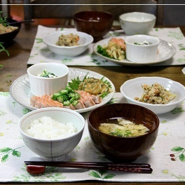 サーモンのにんにく味噌＆豚バラ肉のおからなど