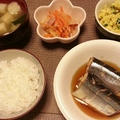 秋刀魚の生姜煮とさつまいもサラダ