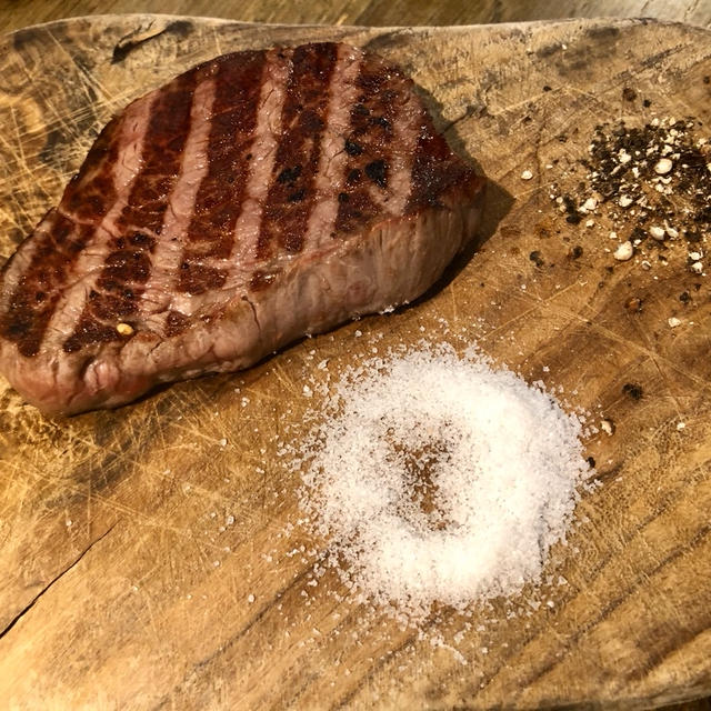 牛８武蔵小山店　肉はもちろん、〆の担々麺がツボ！