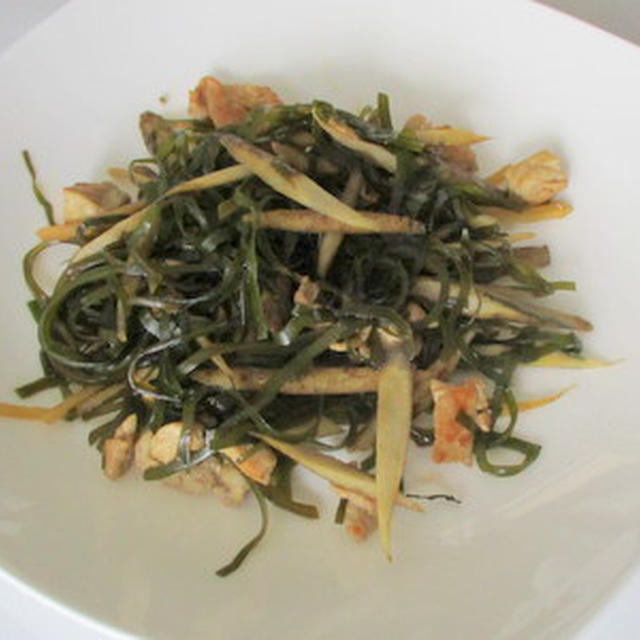切り昆布と豚肉の煮物★★★