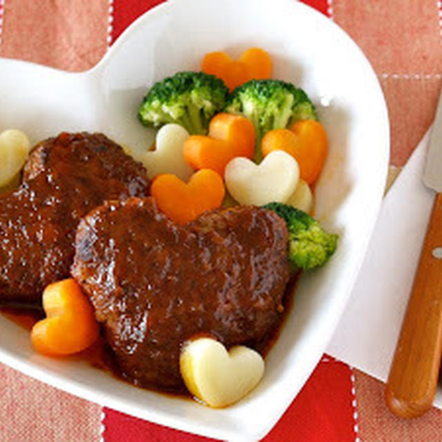 How to Make Heart-Shaped Simmered Hamburger Steak - Video Recipe