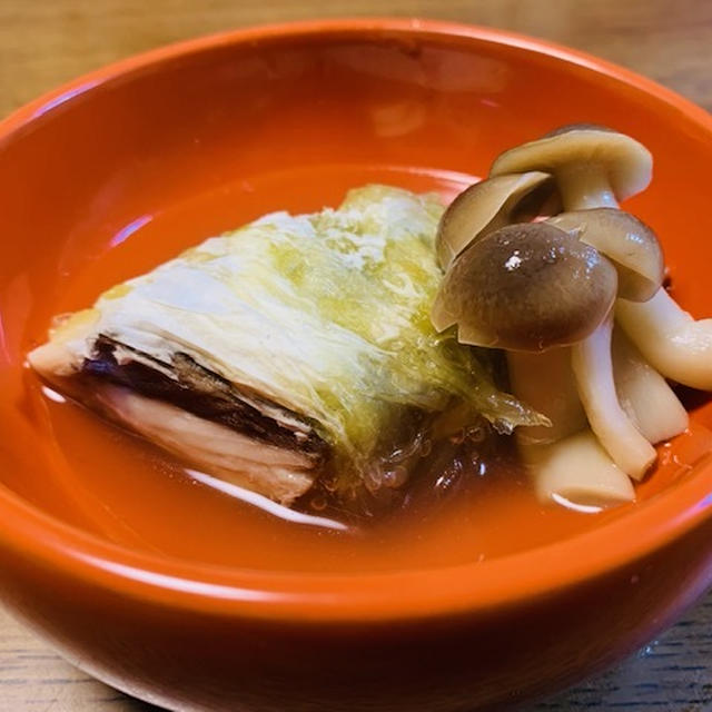 鰆のおぼろ昆布巻き　/　右眼真っ赤っか