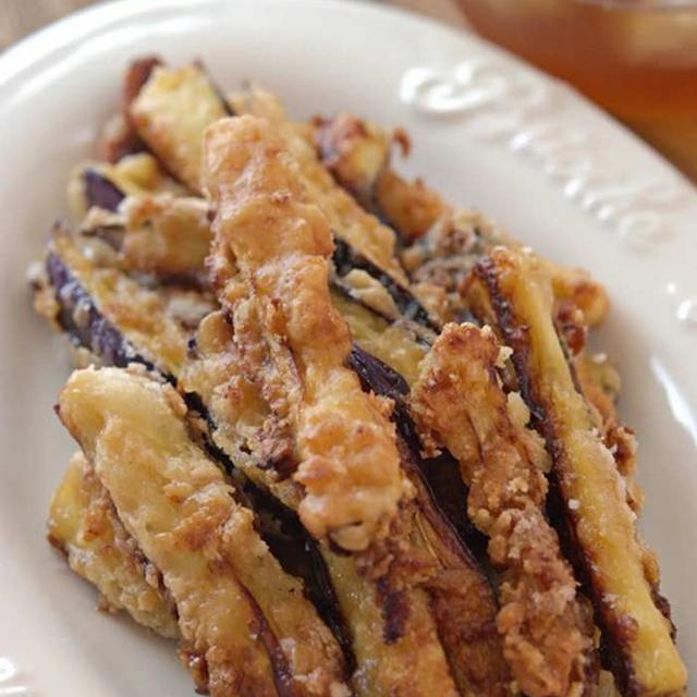 サクサク食感がやみつきに！ジュワーッと旨味あふれる「フライドなす」　