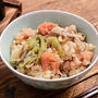春の味覚タラの芽を使った「タラの芽明太バター釜飯」