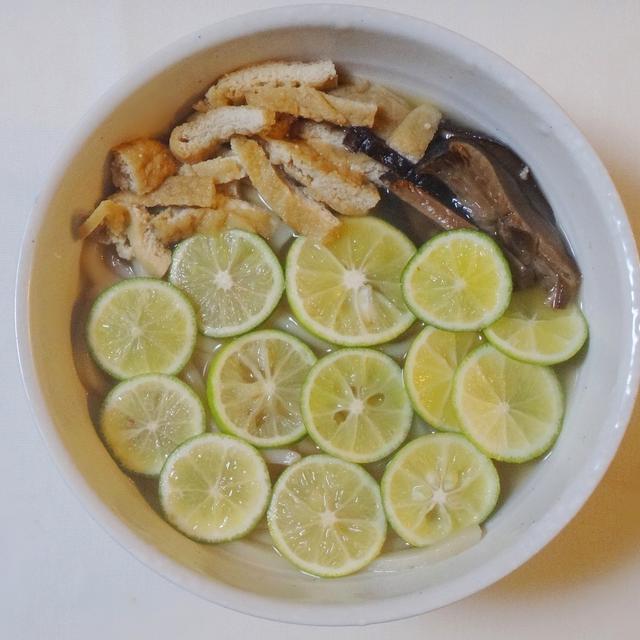 甘辛きつねの“すだちうどん”とご報告