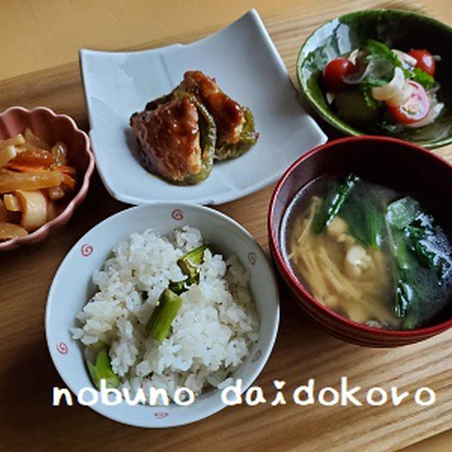 焼アスパラごはんとピーマンの肉詰めランチ