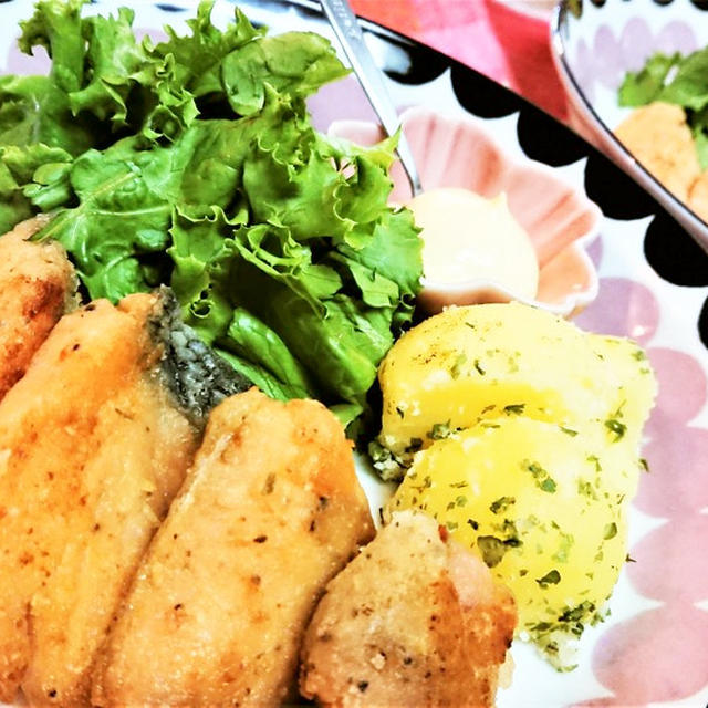 【レシピ】シンプル！サッパリ！【鮭の塩レモンムニエル】爽やか風味で、夏にもぴったり！！