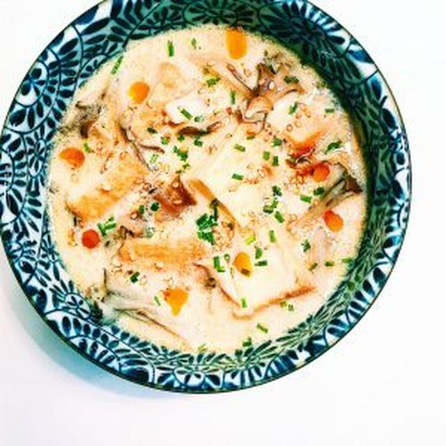 厚揚げと舞茸の豆乳スープの簡単レシピ☆人気のあったか秋メニュー
