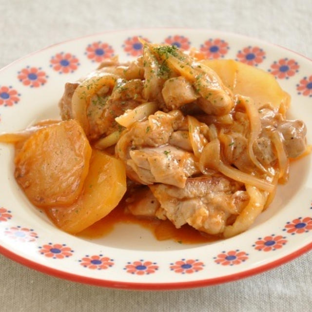 手軽においしく！ケチャップ味でこくウマな鶏肉炒め