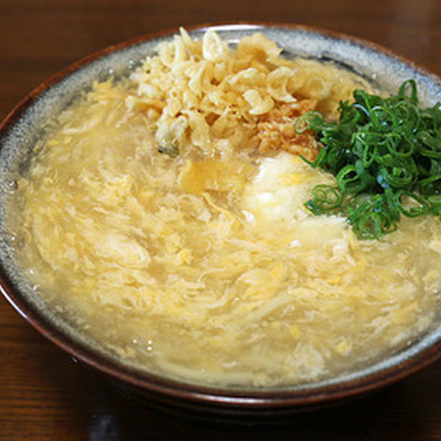 朝はあんかけ系の「けいらん黄そば」
