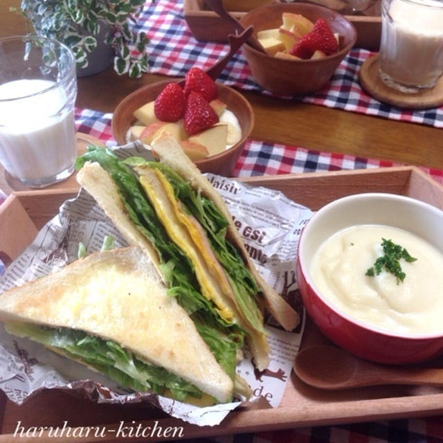 サンドイッチde朝ごはん♪…たまにはね