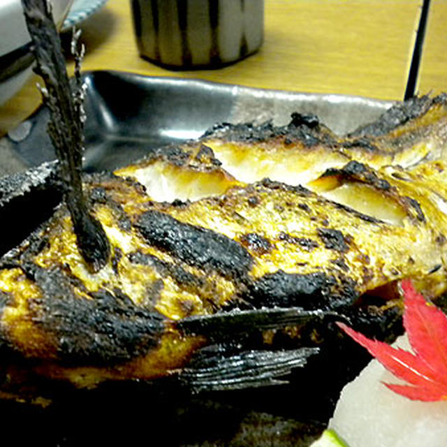 築地・あんこう屋たかはし「赤メバルの塩焼き定食」と「大間のマグロ」