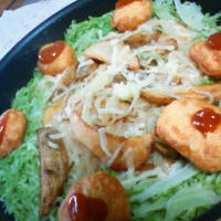 「フライドポテトとチーズのもりもりタラコ焼きそば♪♪～ナゲットも添えて、さらにモリモリ♪♪～」