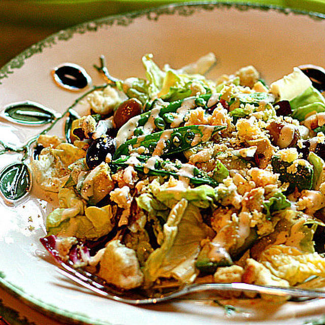 Butter Lettuce Salad with Mango Stilton Cheese