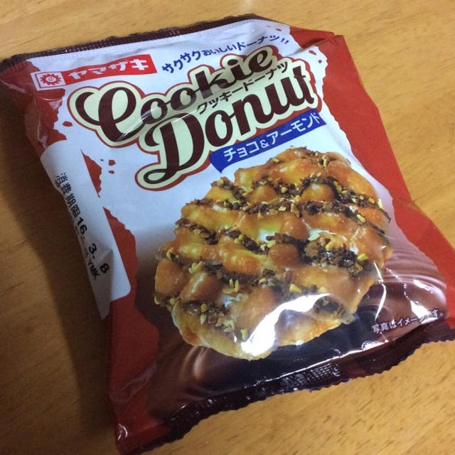 「ローズネットクッキー」を超えたジャンクさ！【クッキードーナツ(山崎製パン)】がスゴイ！！
