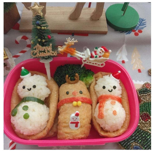稲荷で雪だるまとトナカイでクリスマス弁当〖デコ弁〗  #平日お昼ご飯はお弁当or外食