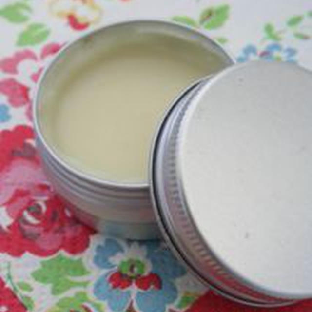 練り香水(Solid Perfume)