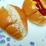 簡単でおいしい朝食にツナと卵のコンビロールパン