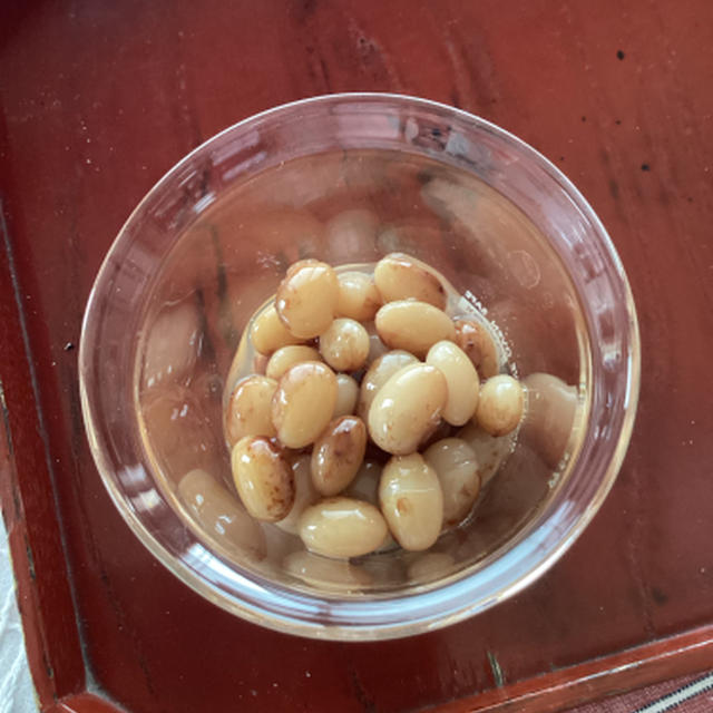豆を煮ながら、３月の予定を考える