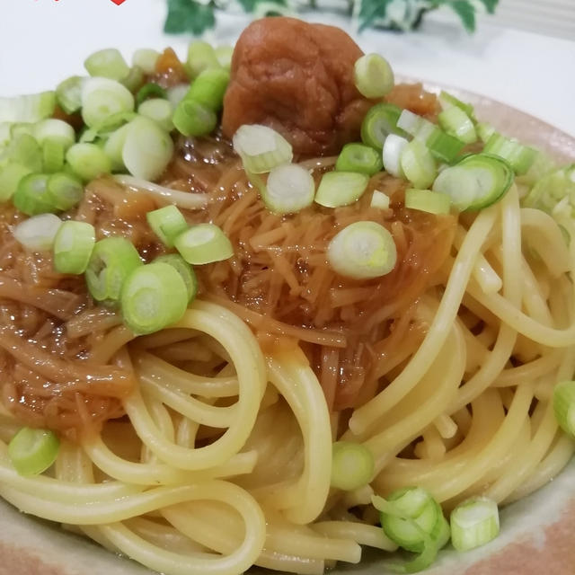 《レシピ有》簡単！梅干しなめたけパスタ、カルボナーラ。