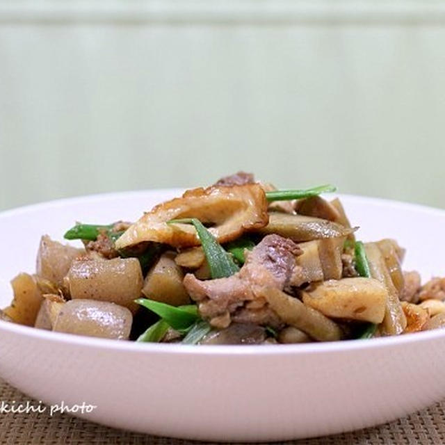 なんとなーくな一品「鶏肉と根野菜の筑前煮」＆「嫁さんと三田プレミアムアウトレットに」