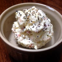 早ゆでパスタと桜海老のクリームチーズボール