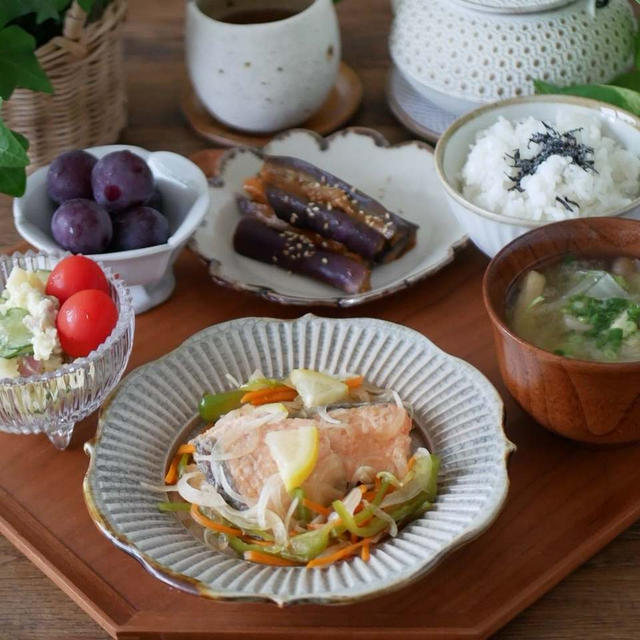 作り置きで昼ごはん