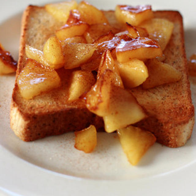 朝ごはん、おやつに「アップルシナモントースト」