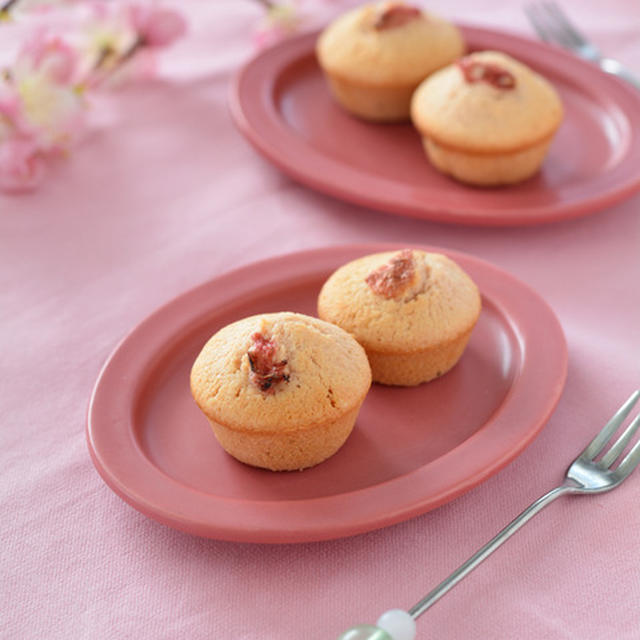 桜のバターケーキ。【春の焼き菓子・甘塩スイーツ・簡単ラッピング】