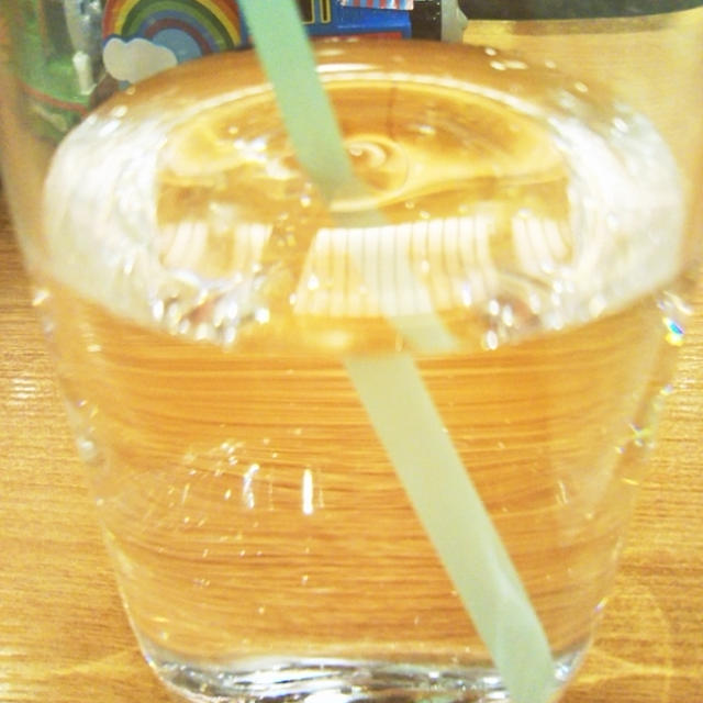 ママに難問☆どうしてストローが太くなるの？
