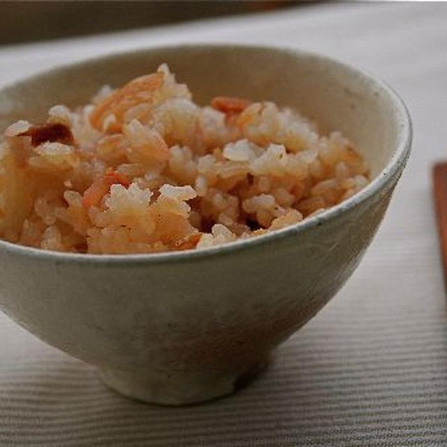桜色の梅ごはん