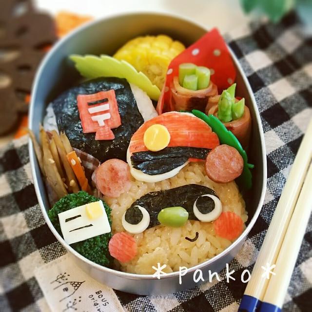 ポストとたぬきの郵便屋さんのお弁当/キャラ弁