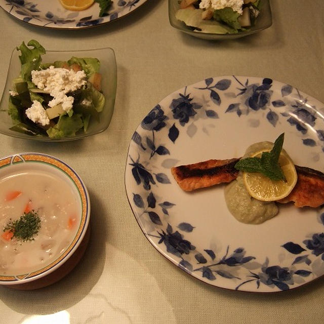 サーモンのムニエル　そら豆ソースと　蟹と野菜の豆乳スープ　（まごはやさしい料理